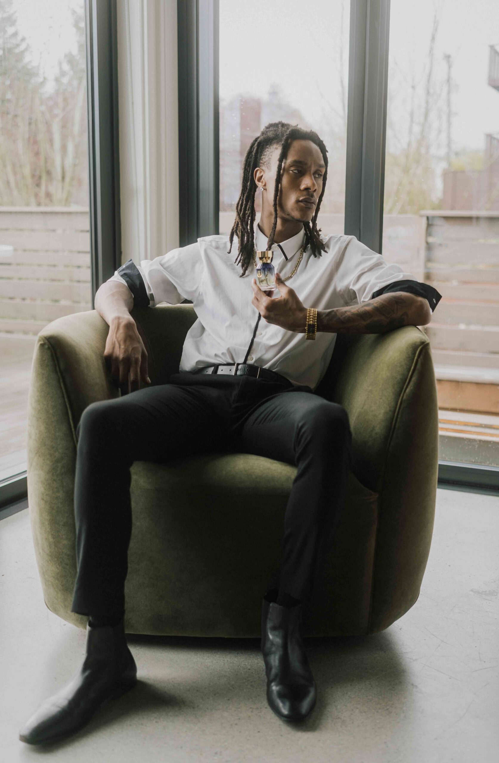 Stylish man with scent.