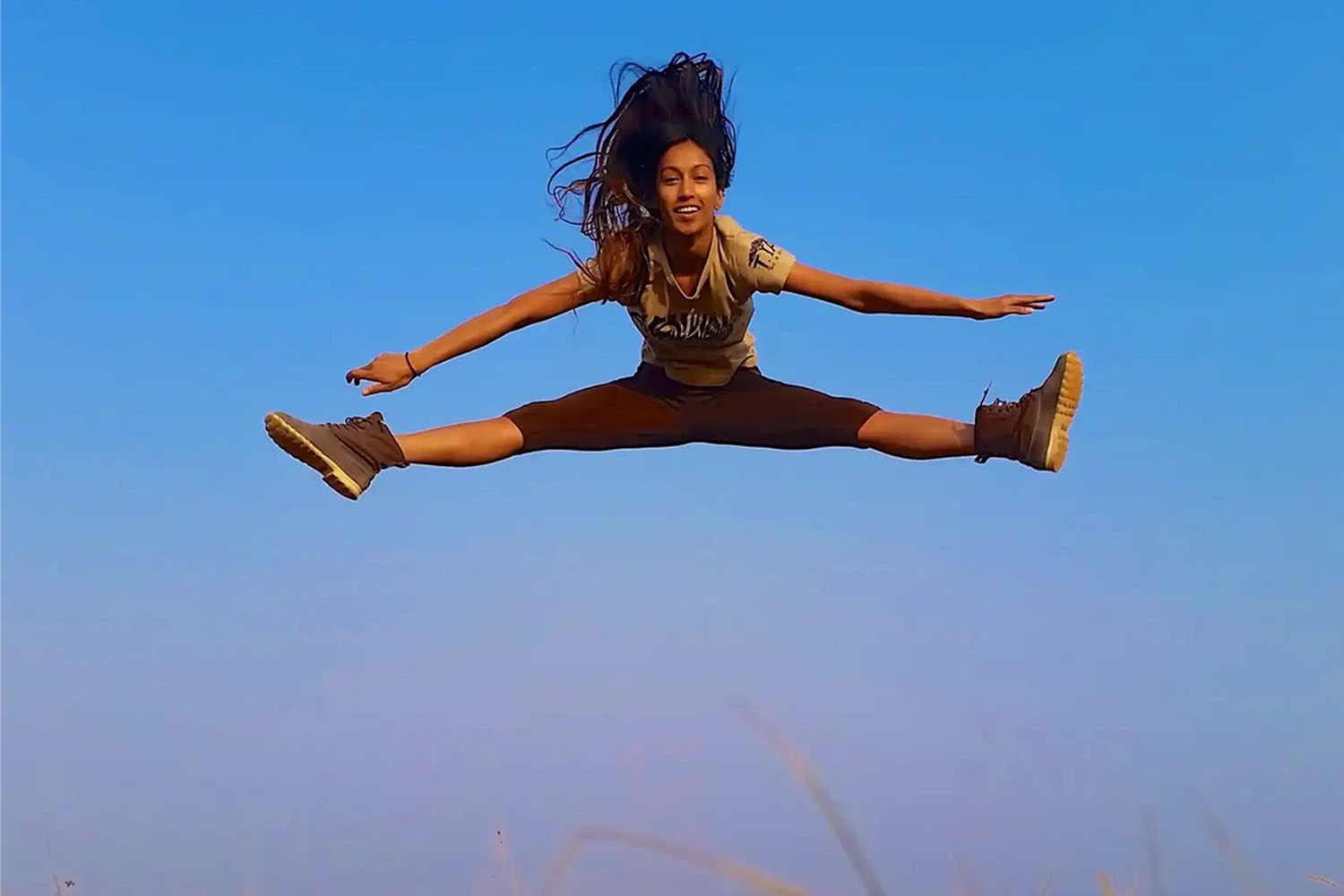 She did it. Roy in one of her travels. The photo was taken from her Instagram.