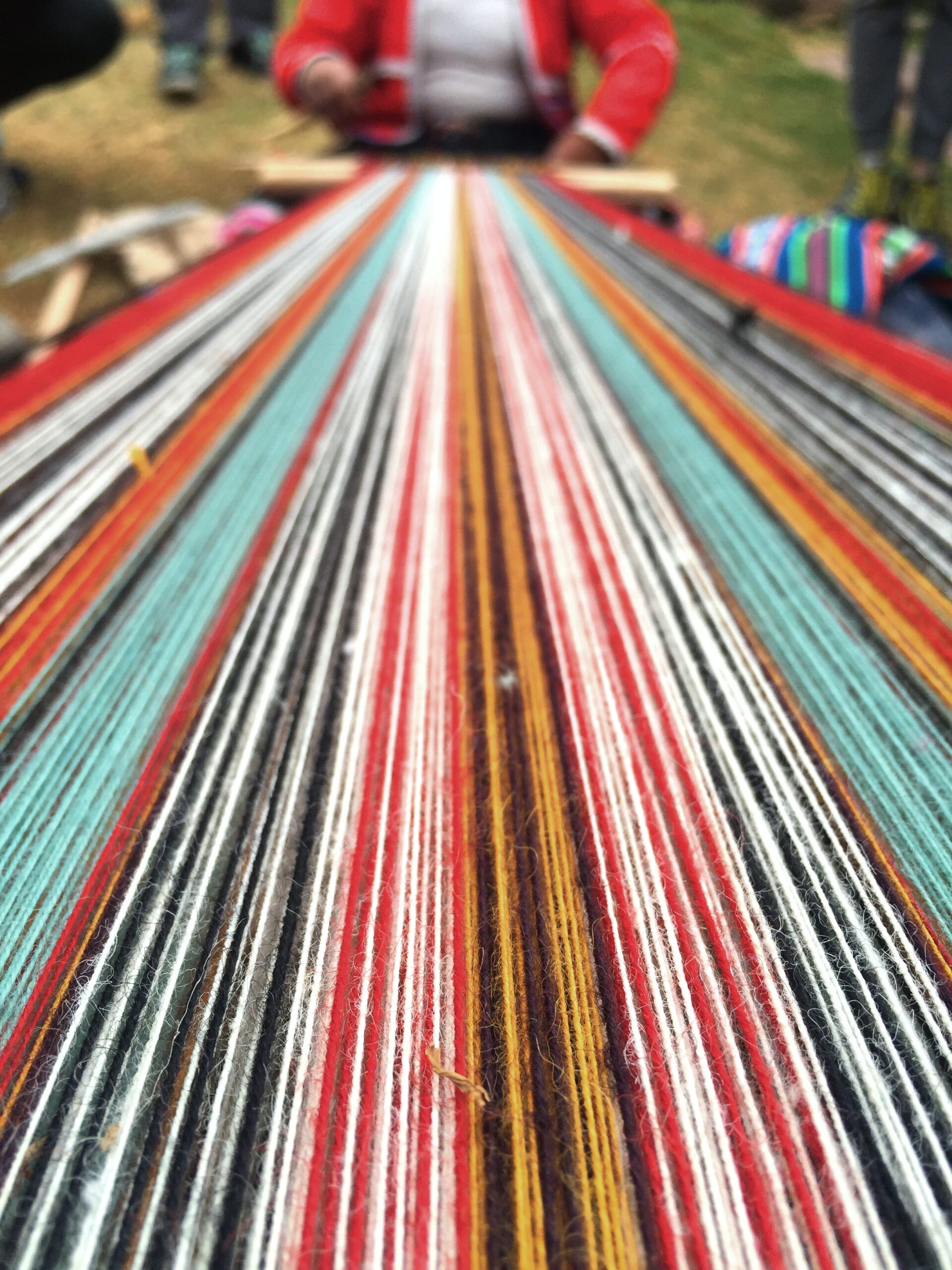 Weaving threads